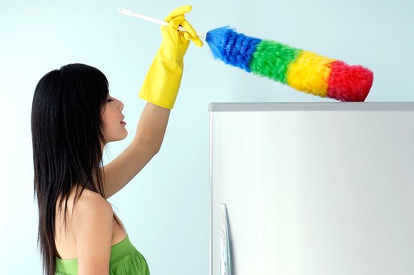 doityourself-dusting.jpg