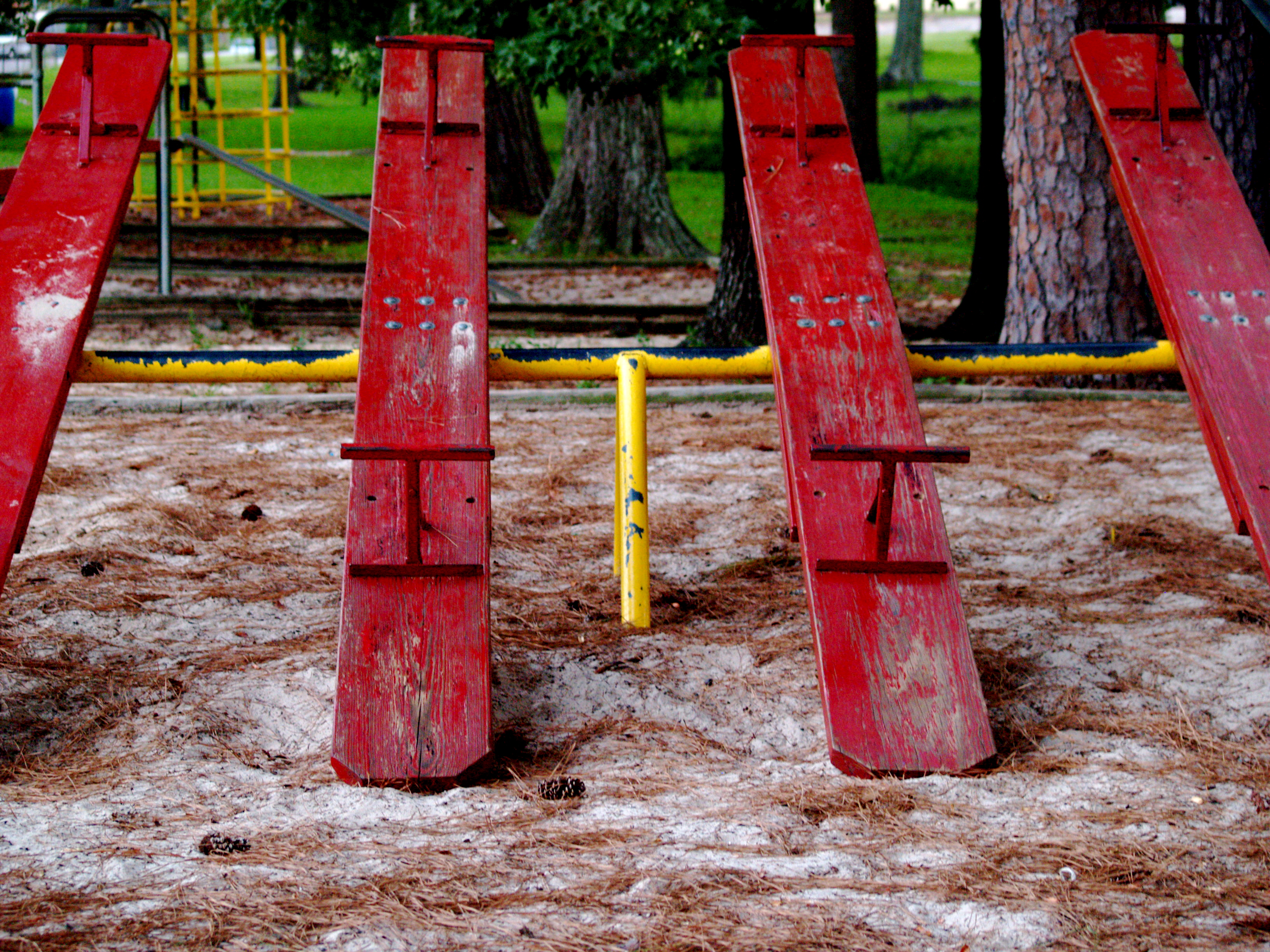 seesaw_by_picturethis27-d2z3hkb.jpg