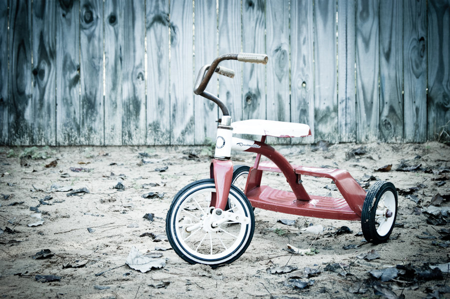 tricycle_and_nostalgia_by_hhjr-d36n3es.jpg